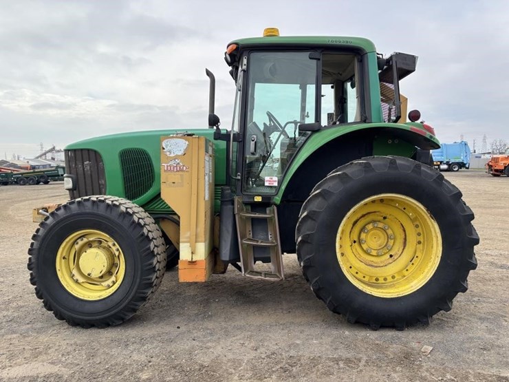 2003-john-deere-7220-image-5