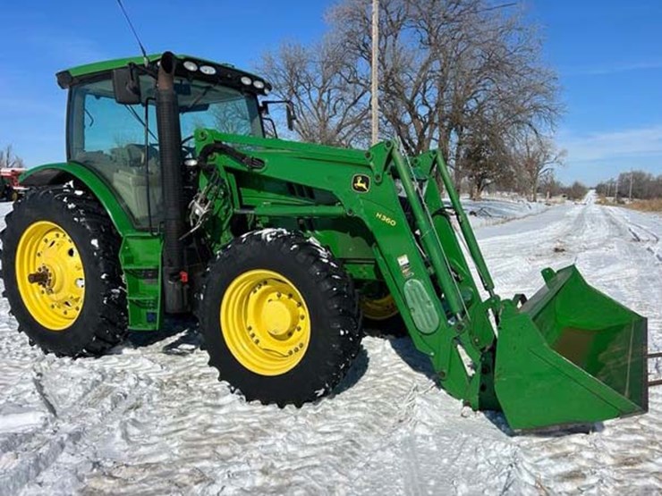 2013-john-deere-6150r-image-1