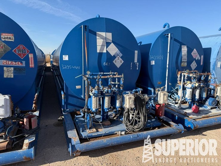 (3-5)-8'dia-x-39'l-14,700-gal-fuel-tank,-w/(2)-r...-image-1