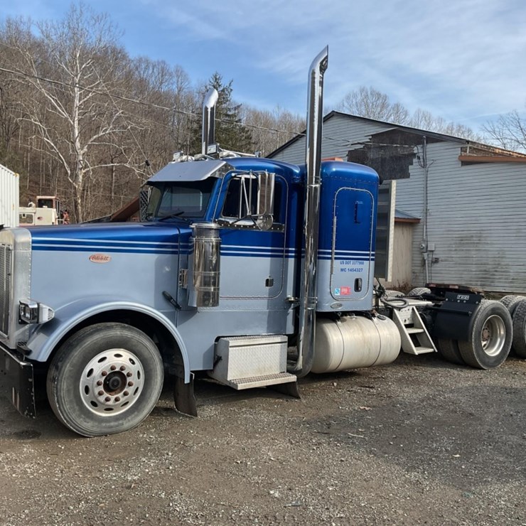 1996 PETERBILT 378