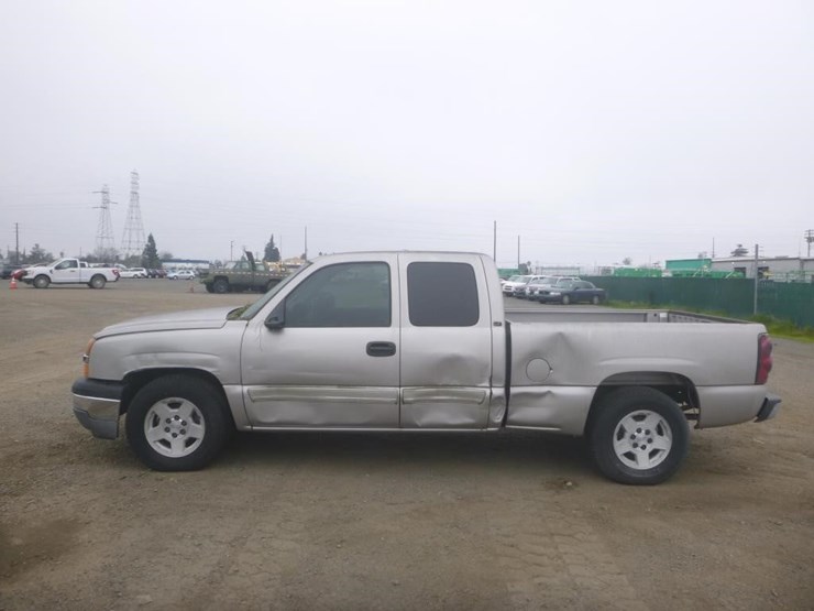 2005-chevrolet-1500-image-5