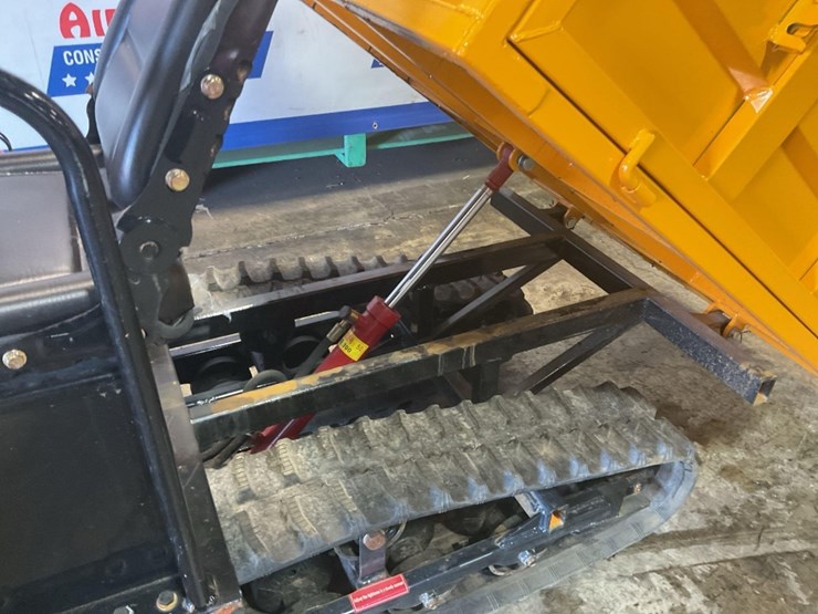 (inv.50034)-new-unused-ir-model-ird25-track-dumper,-13-hp-gas-engine,-3-speed,-hydraulic-dump-image-12