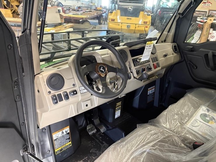 2024-john-deere-gator-image-9