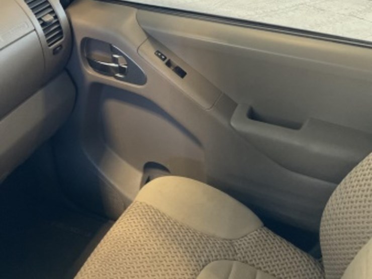 2017-nissan-frontier-image-20