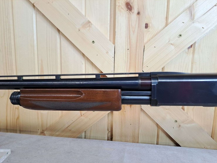 browning-bps-field-model-12-gauge-pump-shotgun-image-6