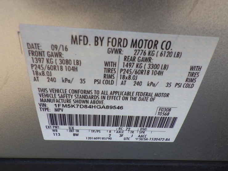 2017-ford-explorer-image-16