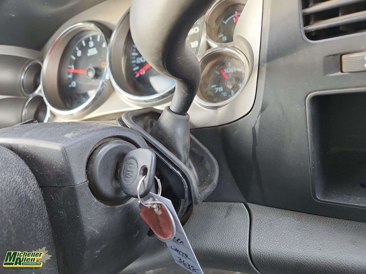 2011-gmc-sierra-3500hd-image-25