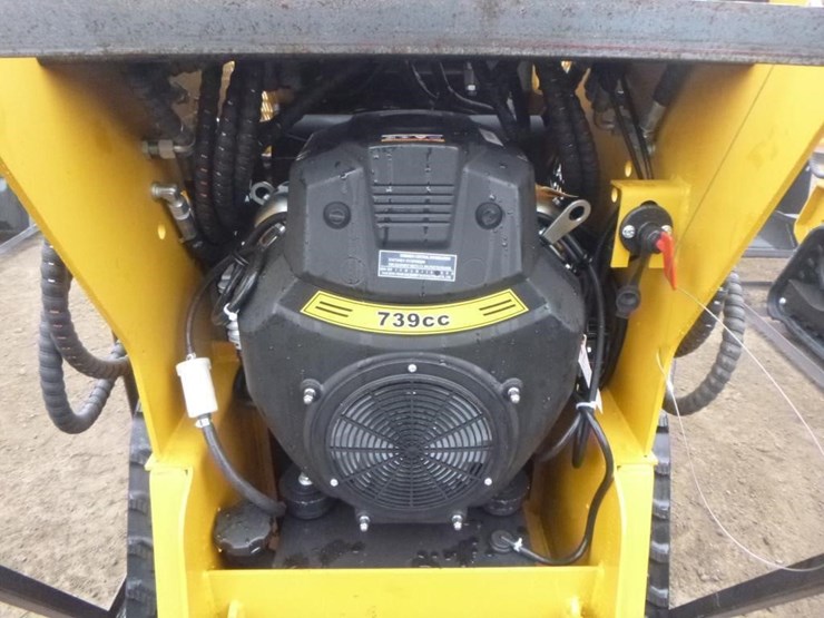 2025-agt-mx-crt23-skid-steer-track-loader-image-15