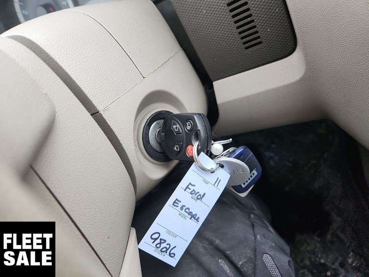 2011-ford-escape-xlt-image-16