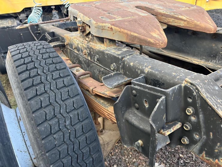 1984-international-s2200-image-18