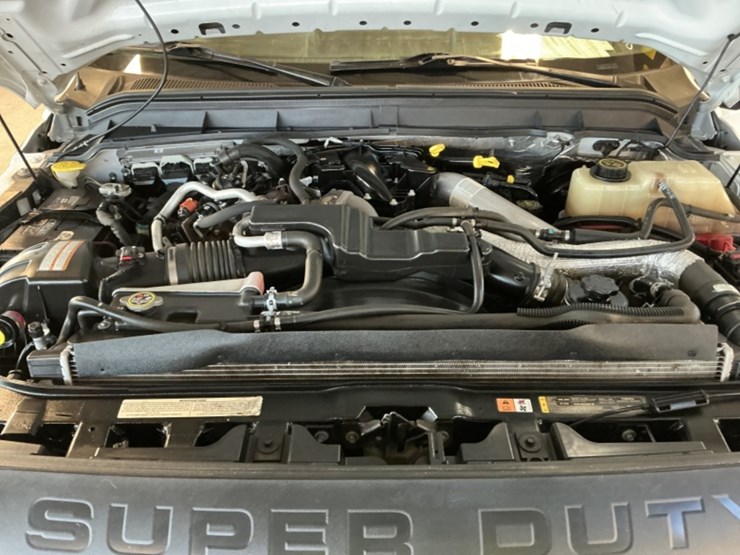 2016-ford-f350-image-12