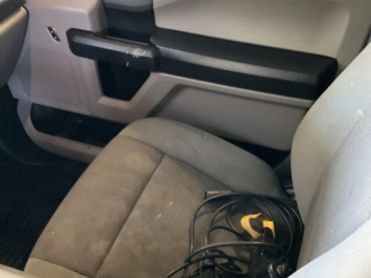 2017-ford-f350-image-24