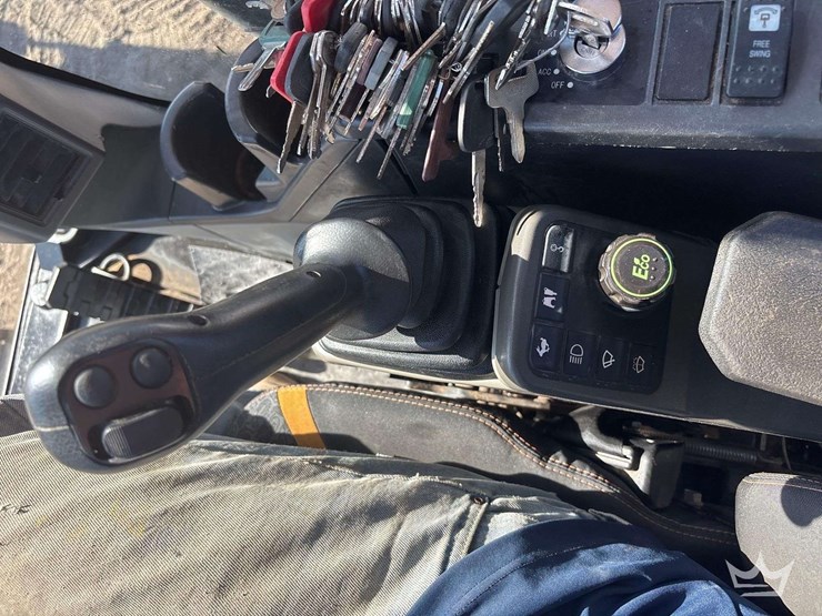 2022-case-cx220e-hydraulic-excavator-image-23