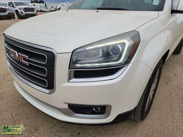 2013-gmc-acadia-slt-image-25