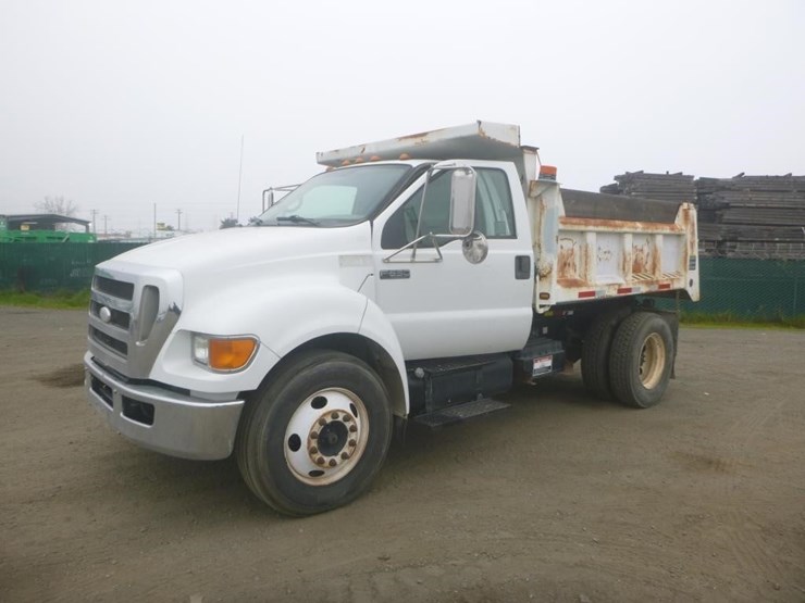 2008-ford-f650-image-1