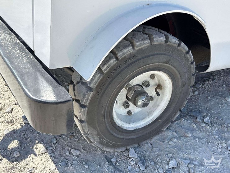 2019-lynco-mini-mover-aircraft-tug-cart-image-19