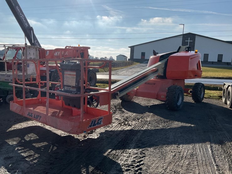 2015-jlg-400s-image-5