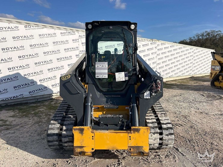 2023-deere-333g-image-29