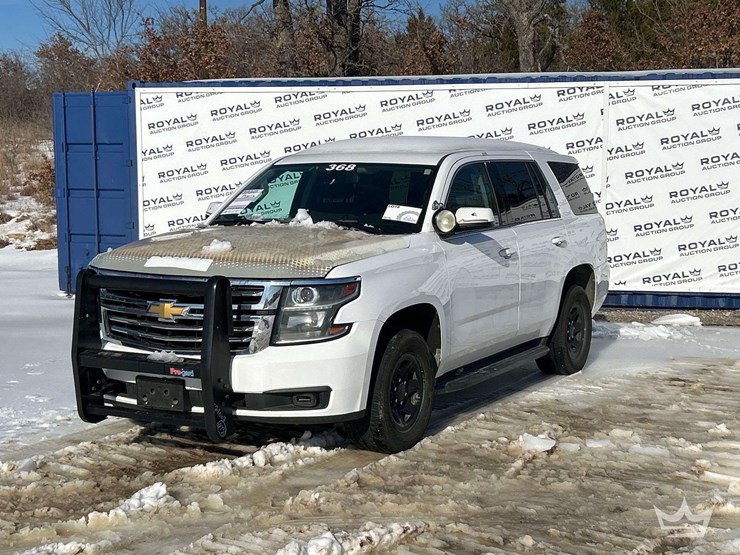 2020-chevrolet-tahoe-image-1
