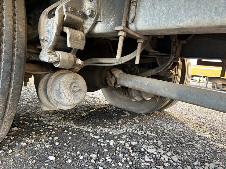 2000-isuzu-ftr-image-46