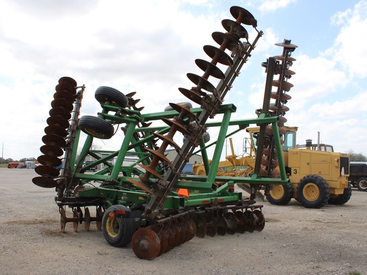 john-deere-2625-image-4