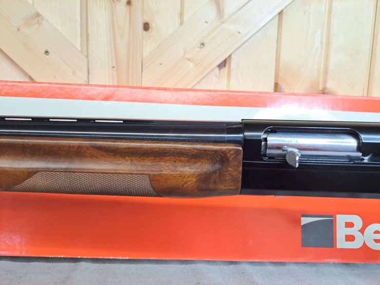benelli-super-90-left-hand-montefeltro-12-gauge-semiauto-shotgun-image-9