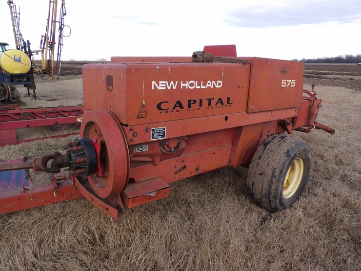 new-holland-575-image-3