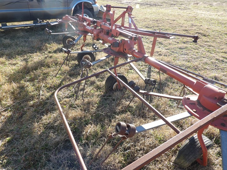 hesston-3717-image-3