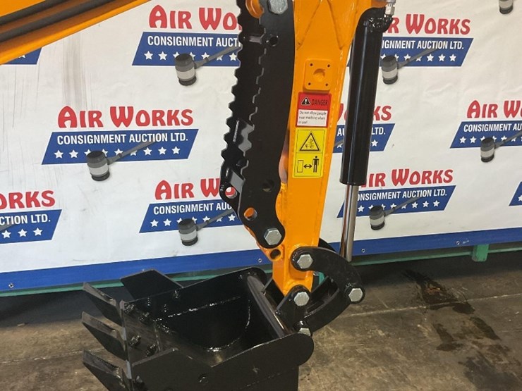 (inv.50033)-new-unused-miva-va15-mini-excavator,-13.5-hp-gas-engine,-aux.-hydraulics,-15"-bucket,-image-17