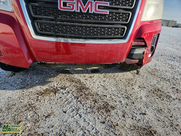 2013-gmc-terrain-sle-image-35