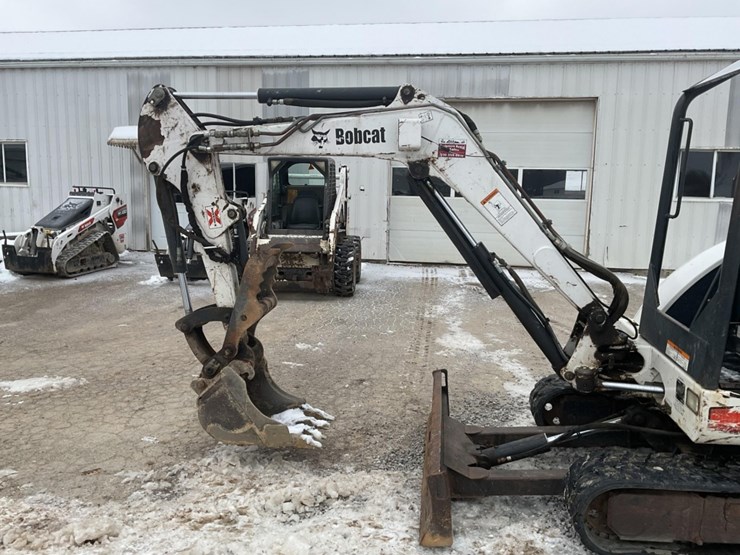 2005-bobcat-331c-image-23