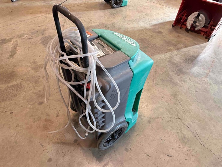 lgr-130-dehumidifier-image-3