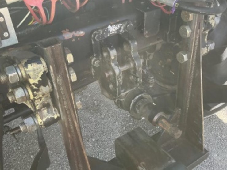 daimler-benz-ag-unimog-424-loader-truck-image-11