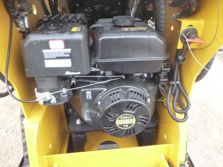 2025-agt-mx-mrt14-skid-steer-track-loader-image-15