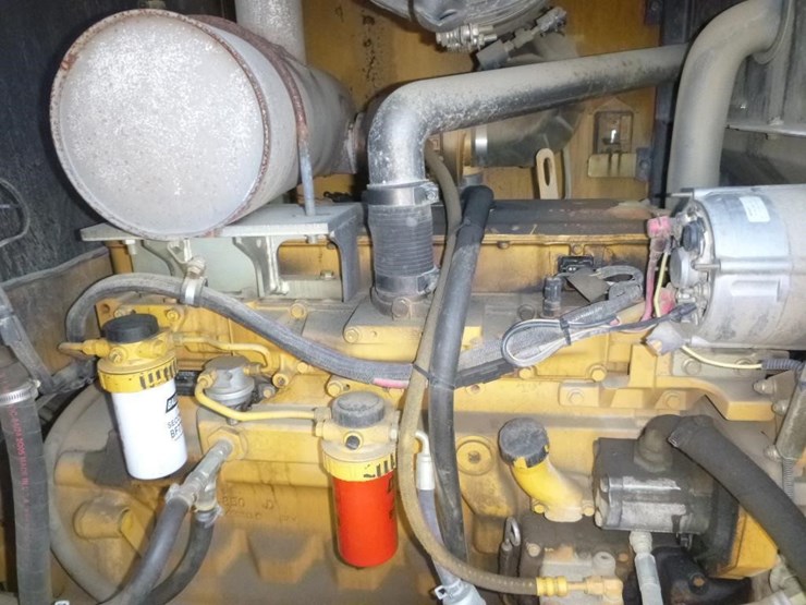 2005-deere-624j-image-31