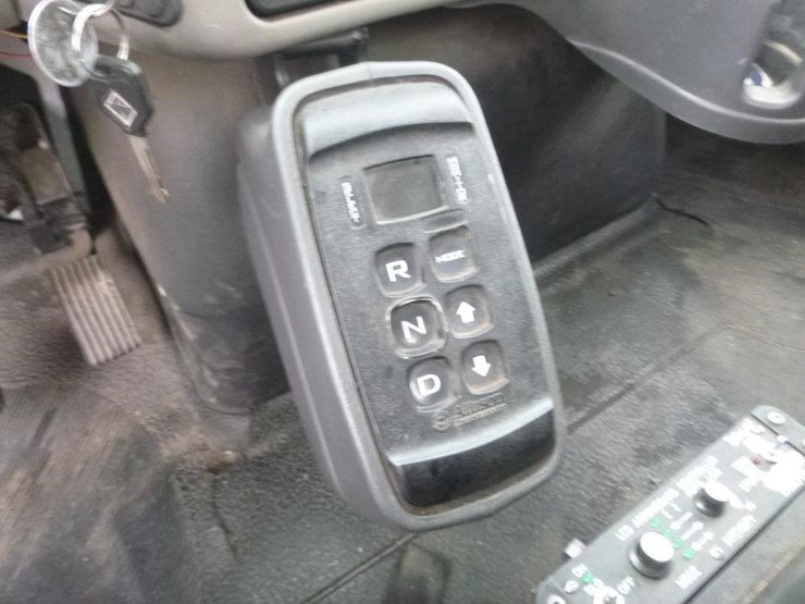 2010-international-durastar-4400-image-12