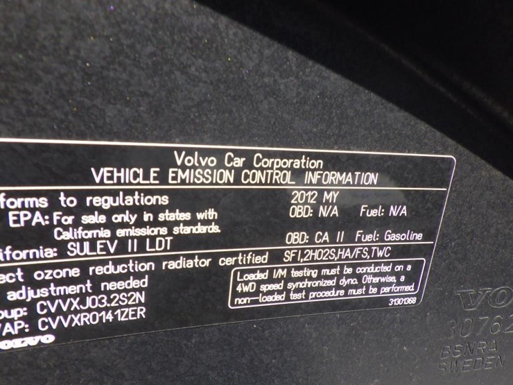 2012-volvo-xc60-image-12