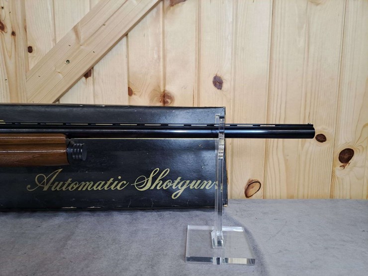 browning-light-twenty-20-gauge-a5-semiauto-shotgun-image-8
