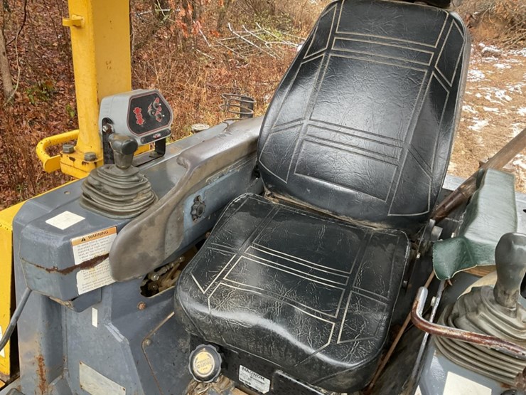 komatsu-d41e-6-image-14