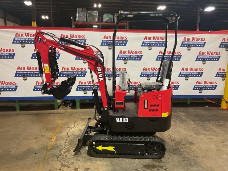 (inv.50031)-new-unused-miva-va13-mini-excavator,-13.5-gas-engine,-manual-thumb,-15"-bucket,-blade-image-1
