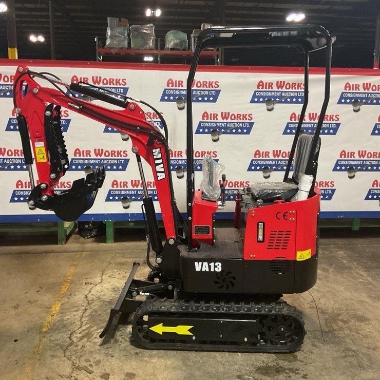(Inv.50031) New Unused MIVA VA13 Mini Excavator, 13.5 Gas Engine, Manual Thumb, 15" Bucket, Blade