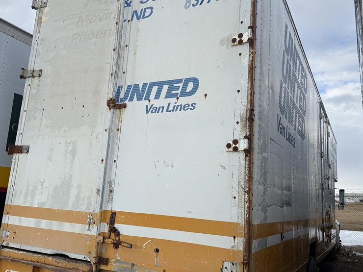 2000-international-4700-image-29