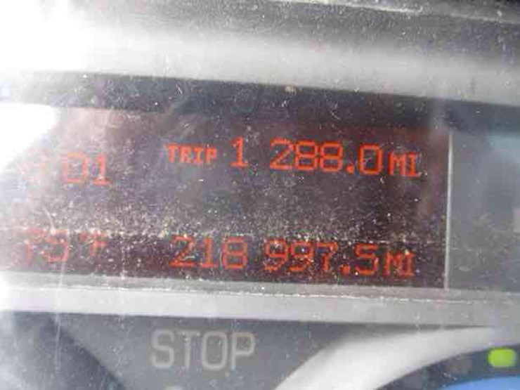 2013-ford-e450-image-23