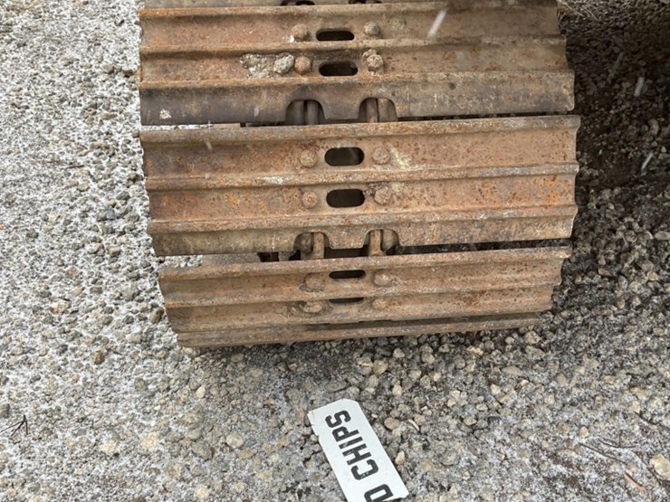 caterpillar-e120b-image-5