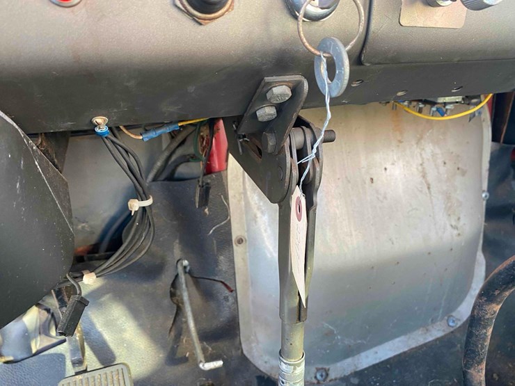 1970-international-2010a-fleetstar-firetruck-image-78