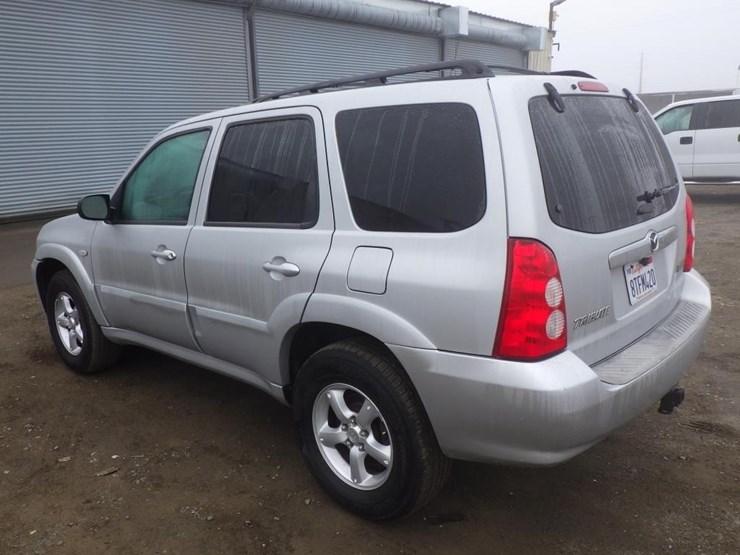 2005-mazda-tribute-image-4