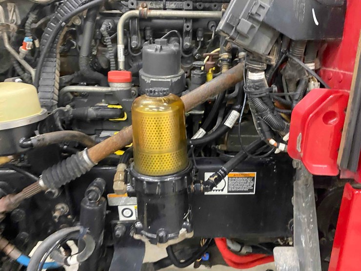 2014-peterbilt-365-image-75