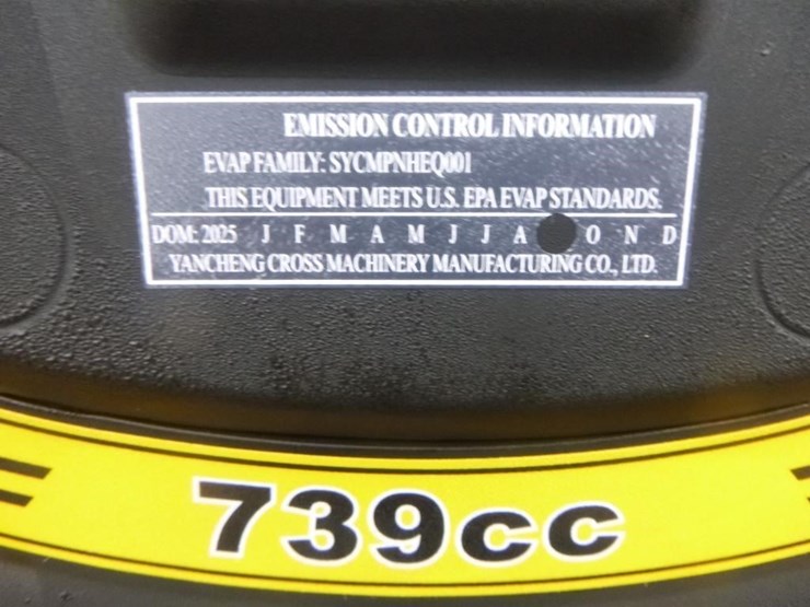 2025-agt-mx-crt23-skid-steer-track-loader-image-16