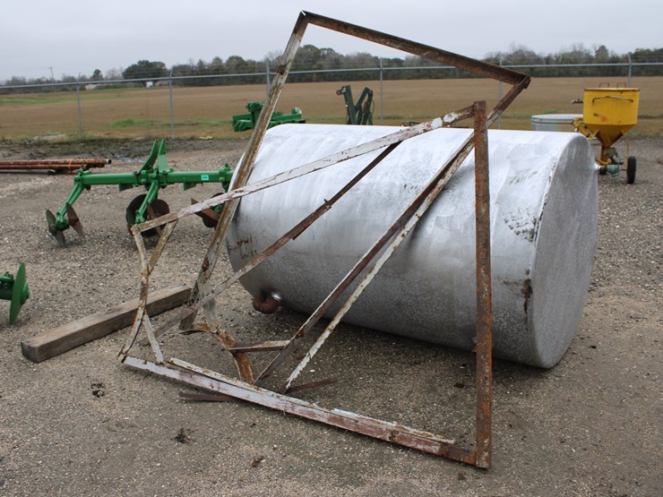 #4404-•-fuel-tank-w/-stand-image-1