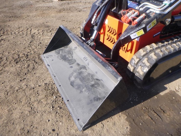 2025-sdlool-sl380r-skid-steer-track-loader-image-9